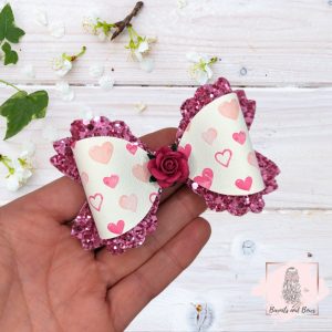 Love Hug BOw
