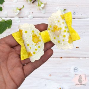 Pretty Chick Bow